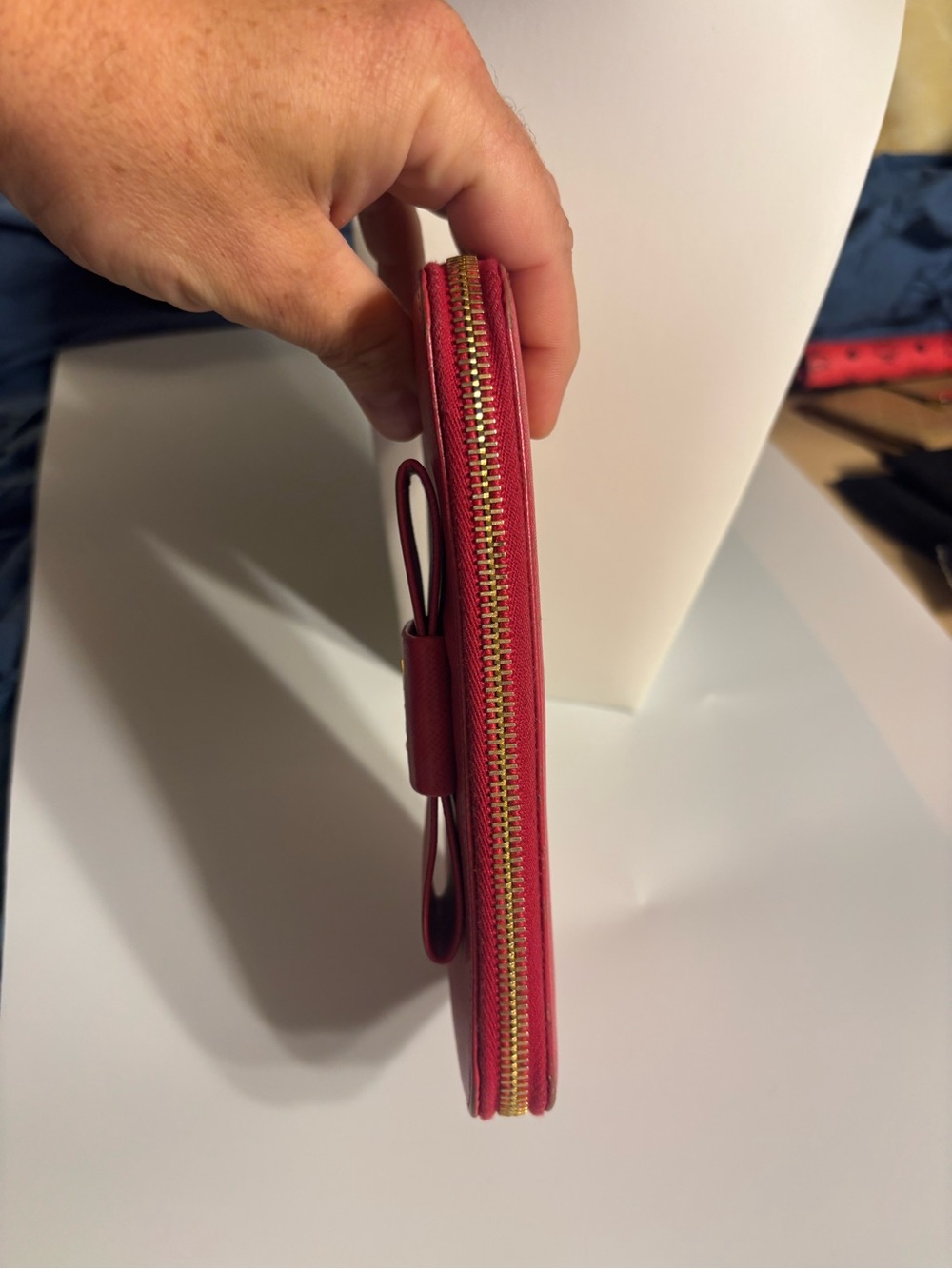 Prada pink Saffiano Zip-Around Wallet Bow Detail minor call out price reflects - Picture 9 of 12
